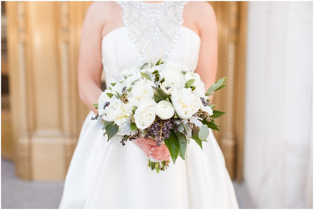  bride holding her bouquet 