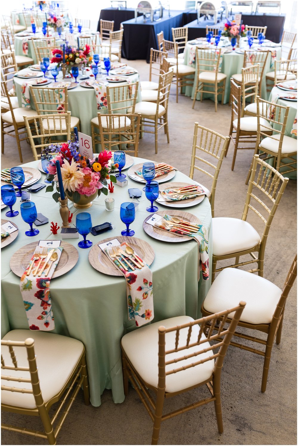  colorful wedding table set 
