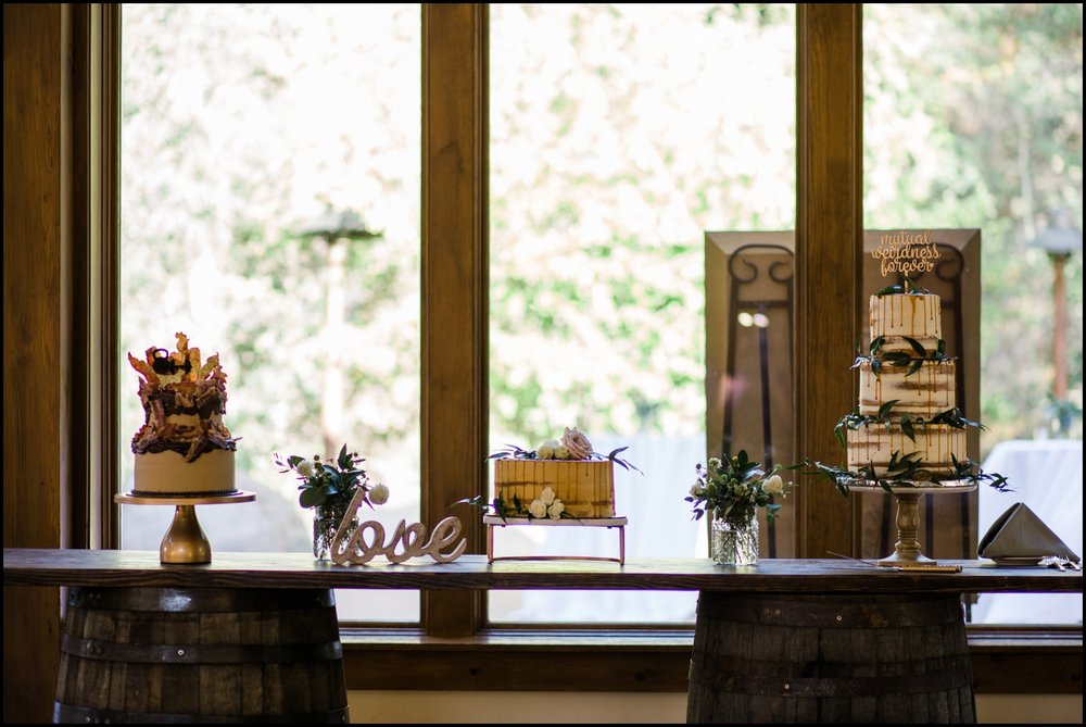  Wedding cakes display 