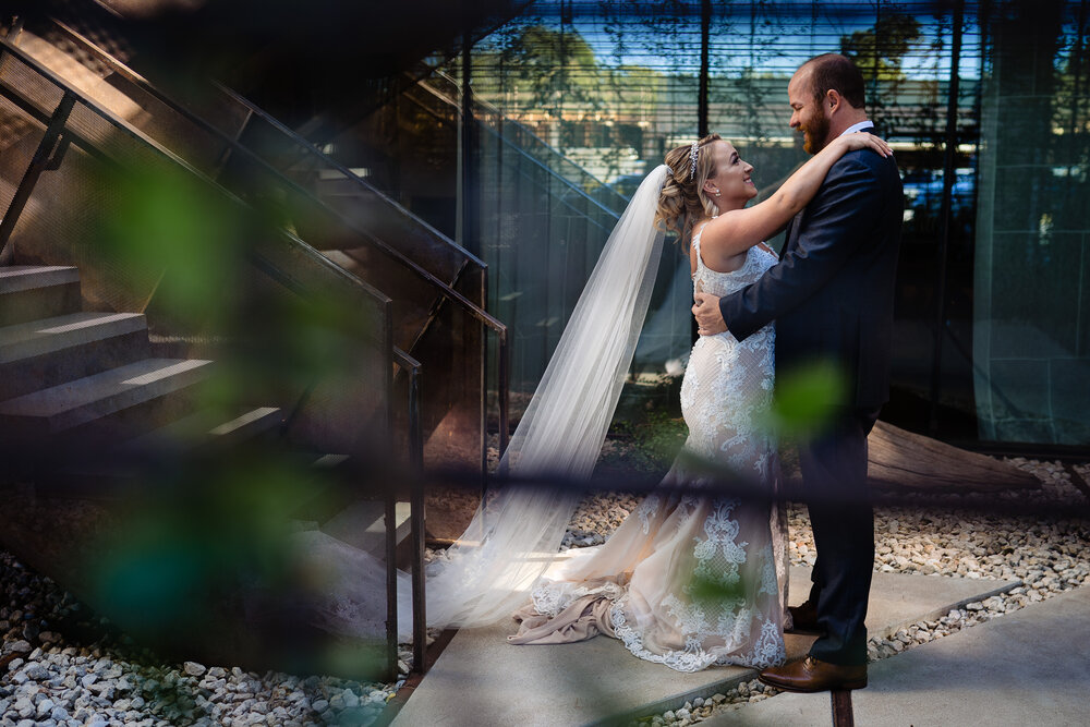 Couple's first look at south congress hotel wedding