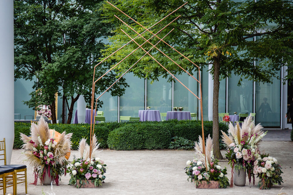 Art Institute of Chicago wedding outdoor ceremony arch