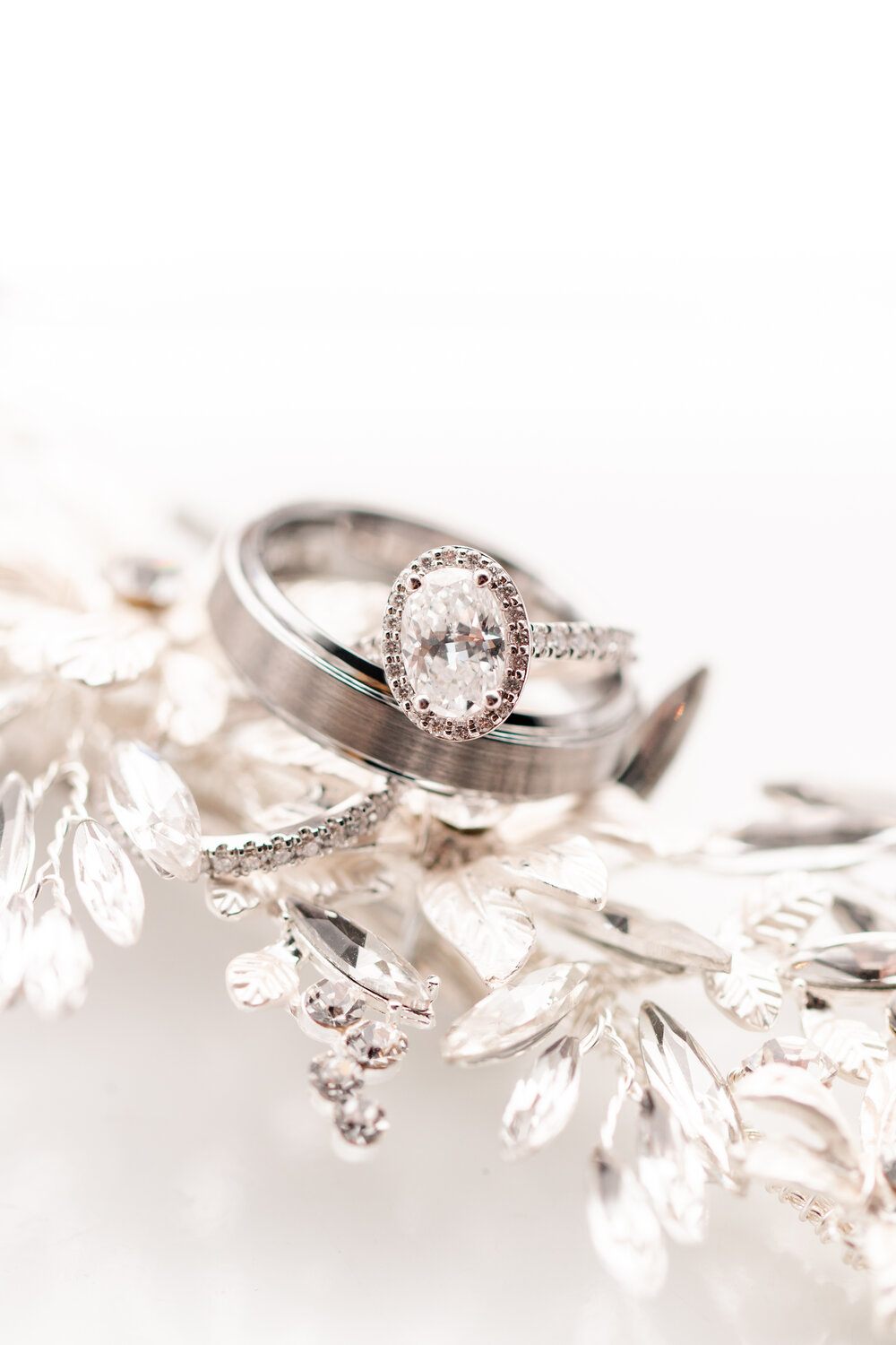bride's and groom's rings at sofitel chicago wedding