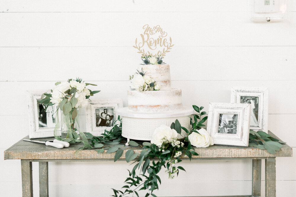 wedding cake table at Venue 311 in Houston