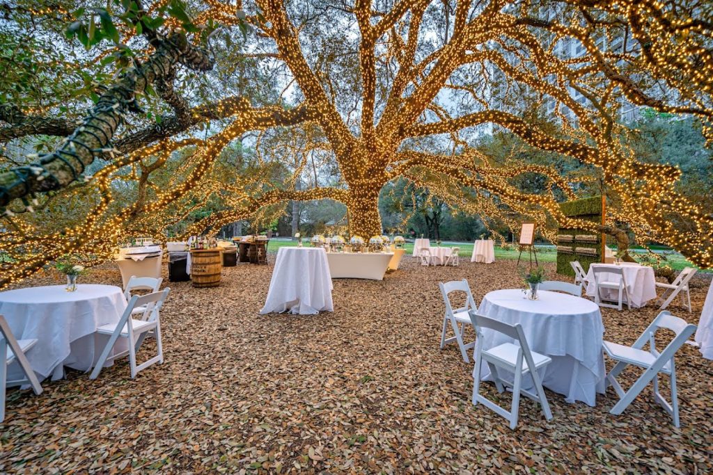 The Houstonian outdoor wedding reception venue