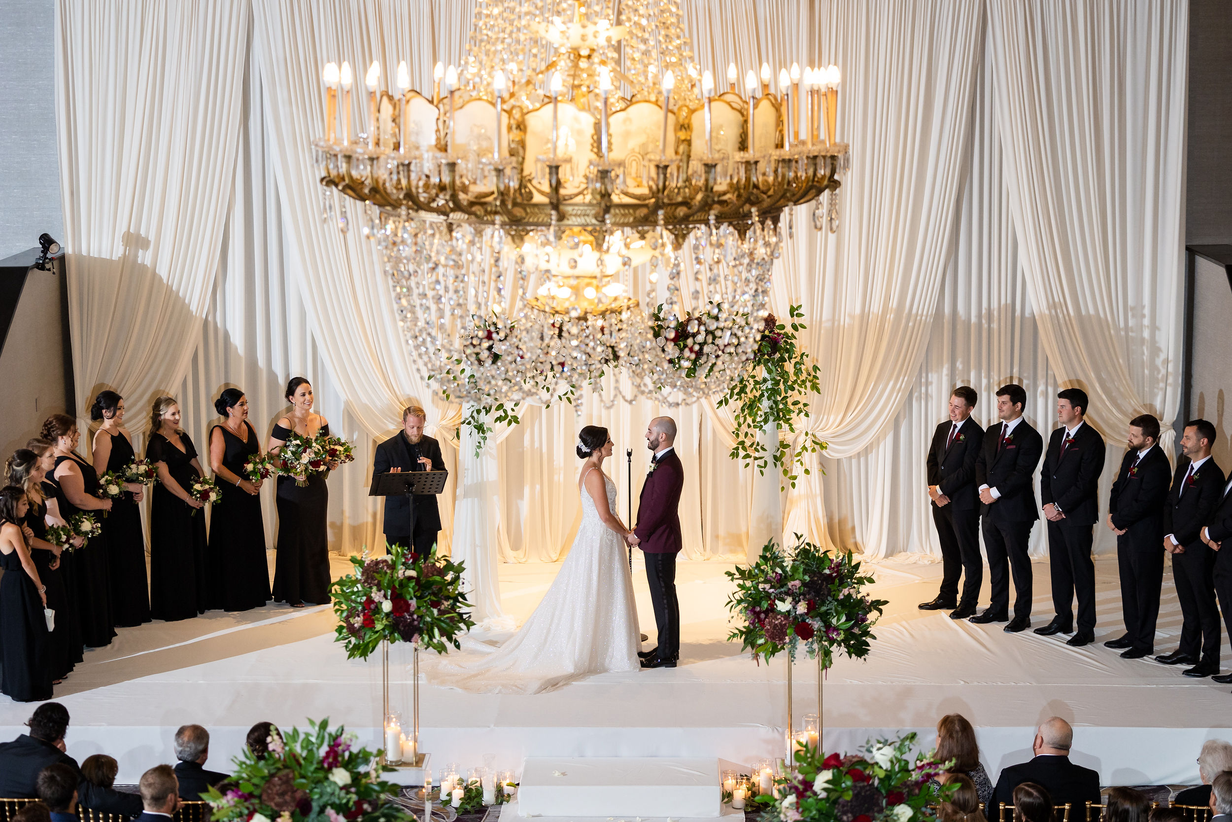 Luxe wedding ceremony at the best hotel venue Intercontinental Chicago Magnificent Mile