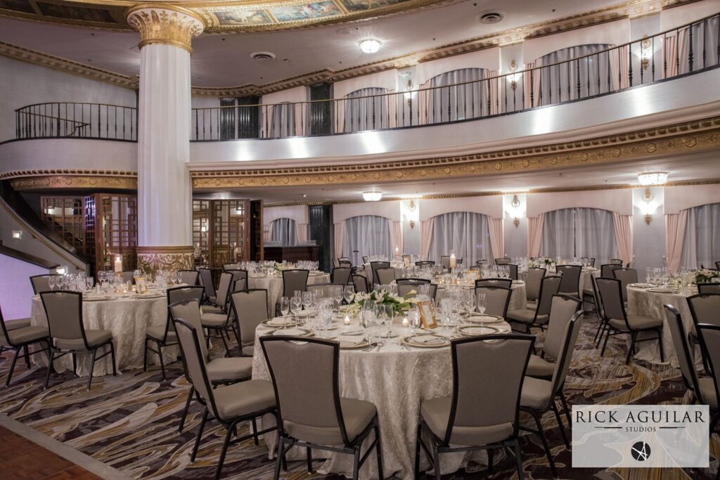 Grand Ballroom at Intercontinental Chicago wedding reception