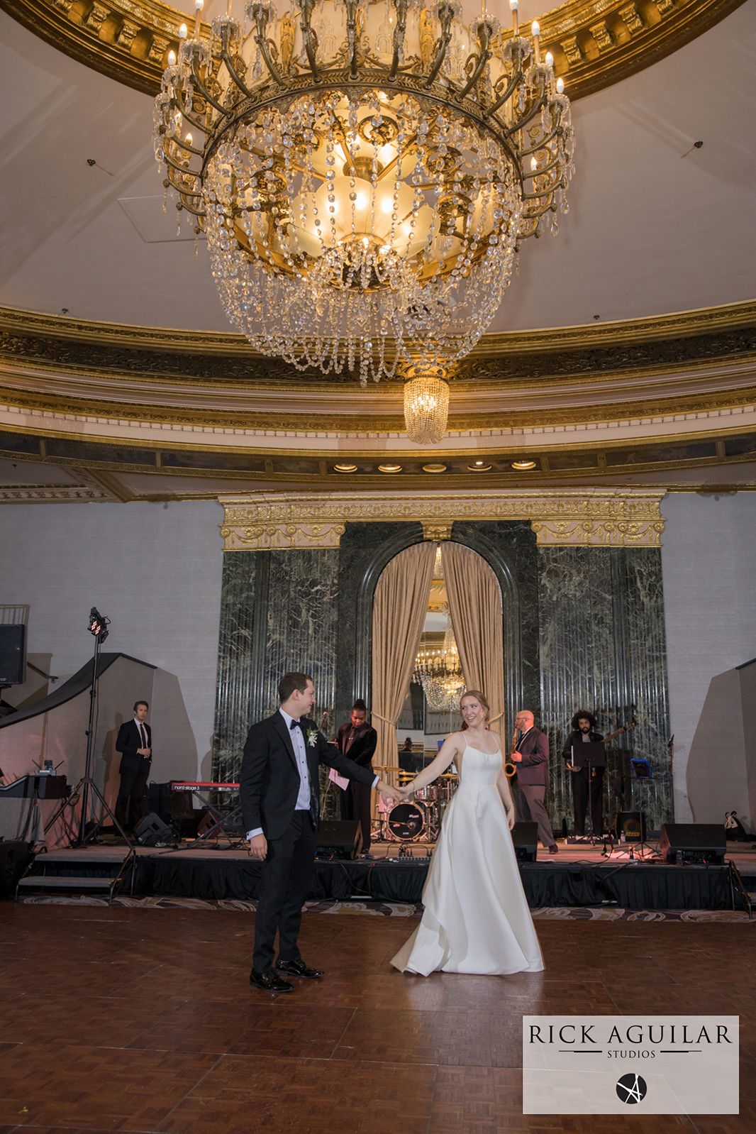 Intercontinental Chicago first dance in the Grand Ballroom