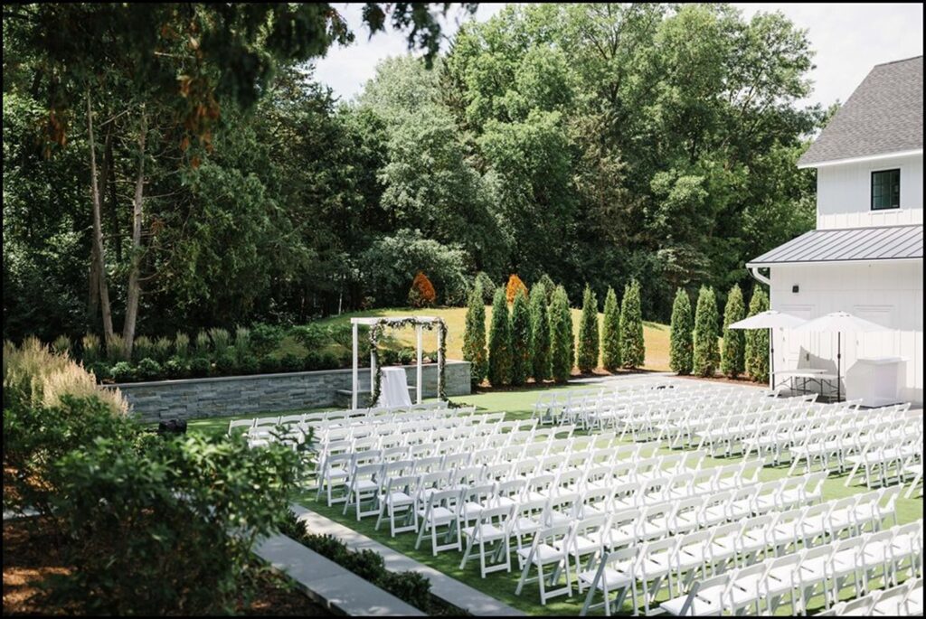 The courtyard wedding ceremony at The Hutton House 