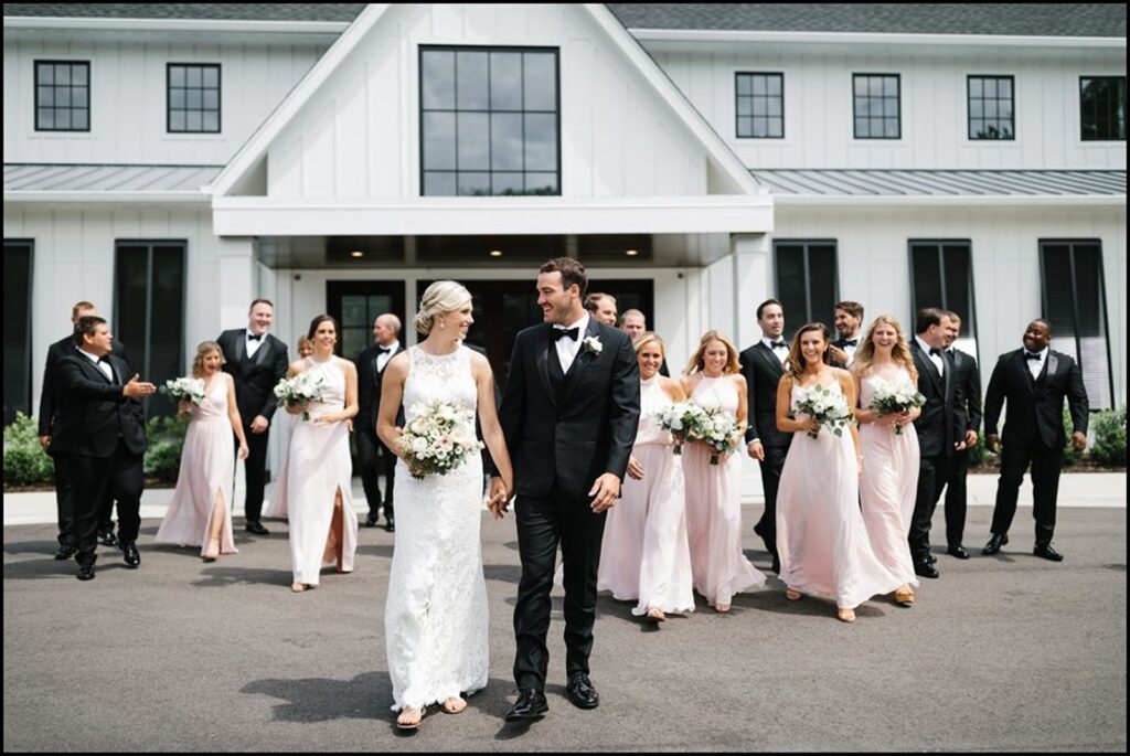 Wedding Party in front of the Hutton House wedding reception venue