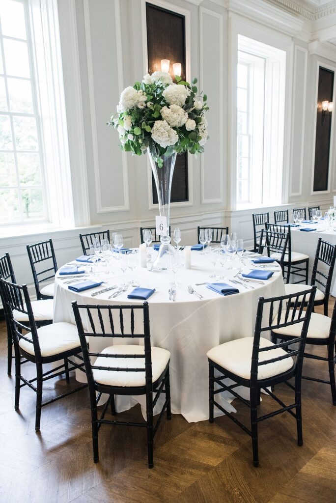 Wedding reception table at Chicago History Museum.